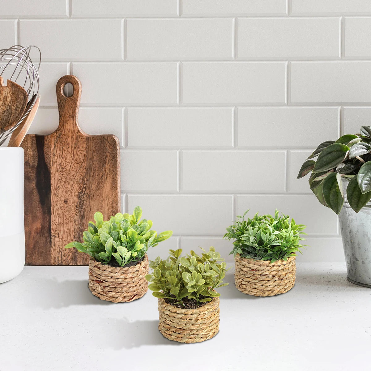 XIYA FLOWER Green Artificial Plants Eucalyptus Grass Woven Small Potted Plants Grass Mound 11cm PE Material Home Decoration